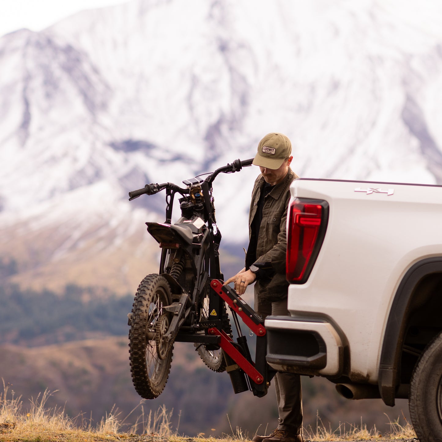 LOOWIT™ Everyday Hat